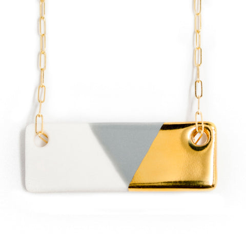 large bar necklace in gray