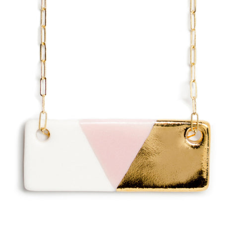 large bar necklace in pink